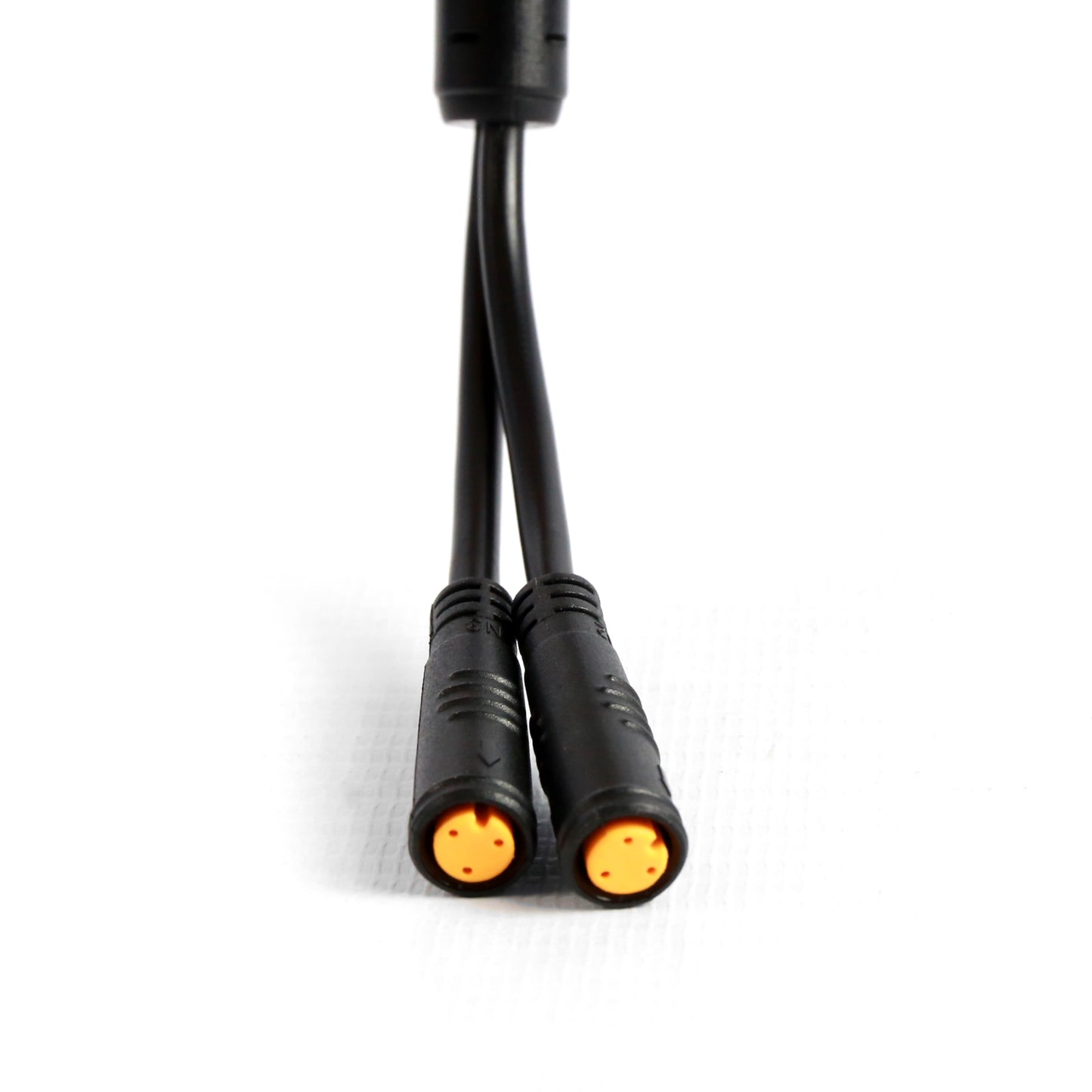 Varstrom-Waterproof-1T2-Y-SPLITTER-Cable_3